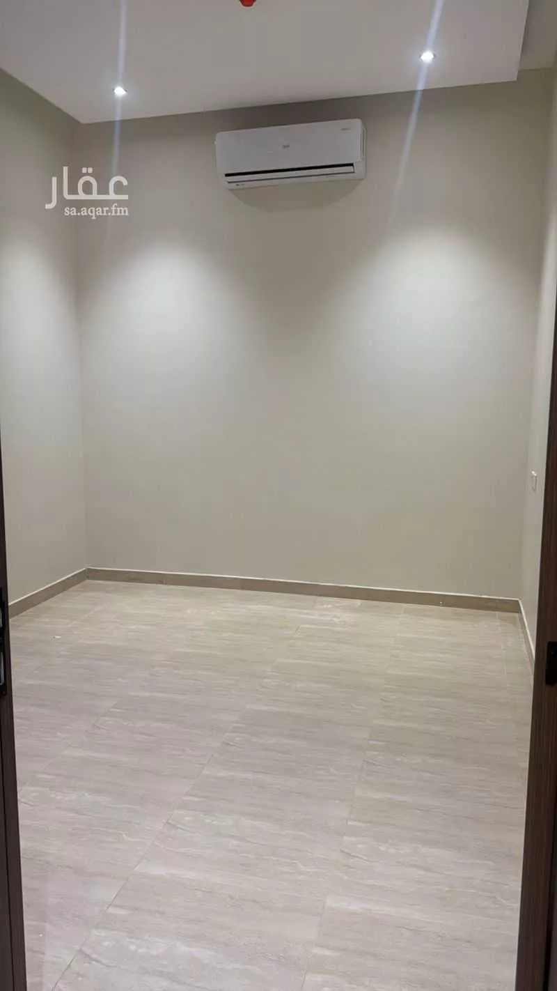 عمارة 622 م² في الملز 4