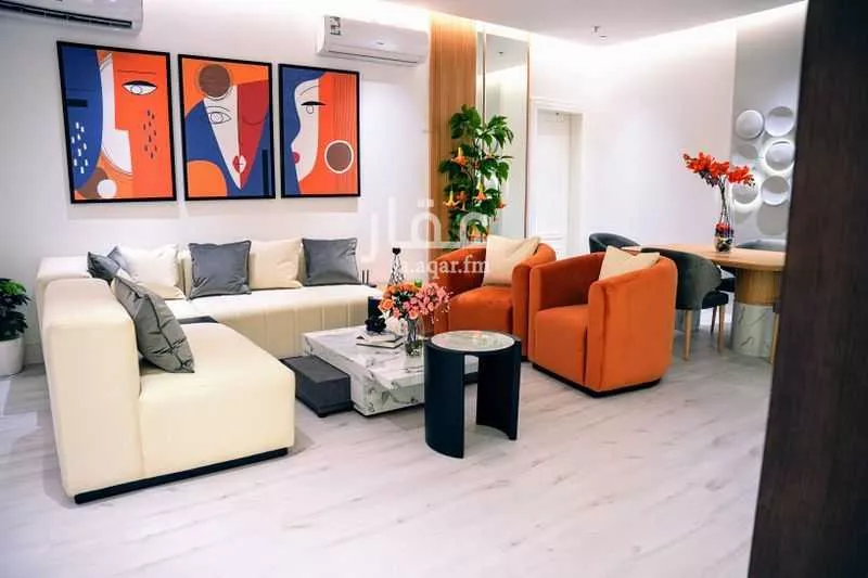 شقة  في الملقا 1