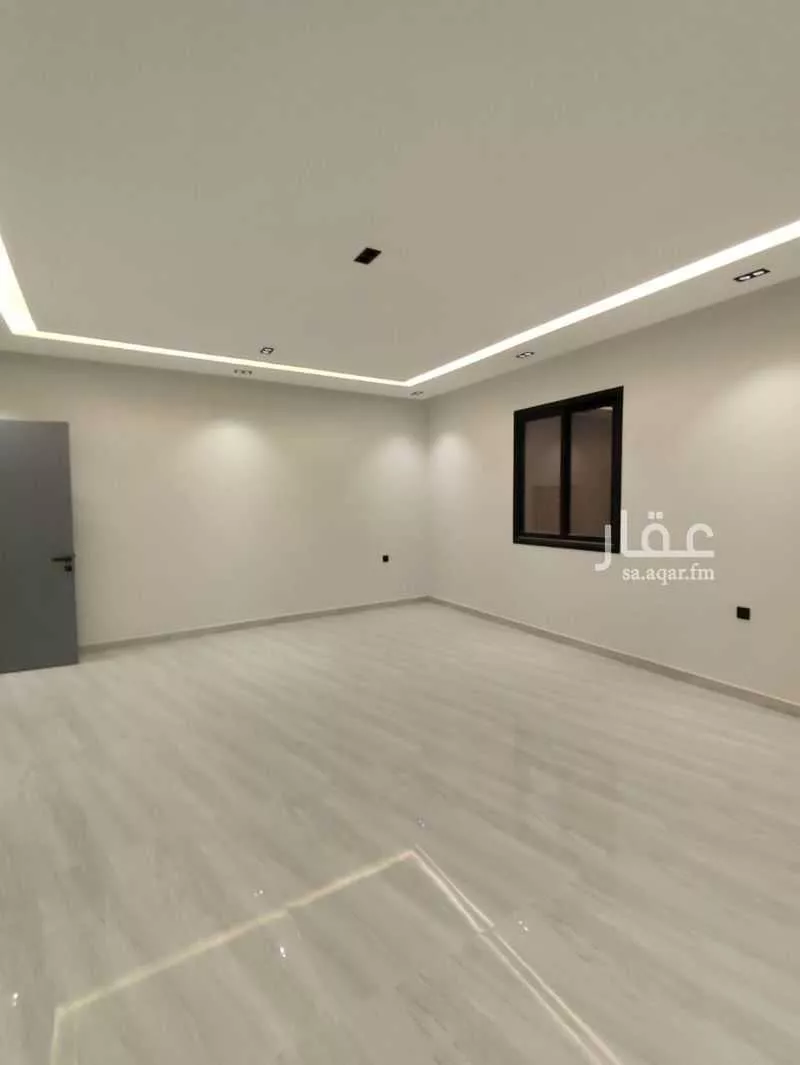 شقة 6 غرف في عكاظ 2