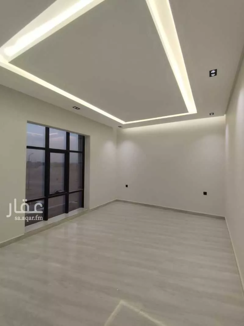 شقة 6 غرف في عكاظ 3