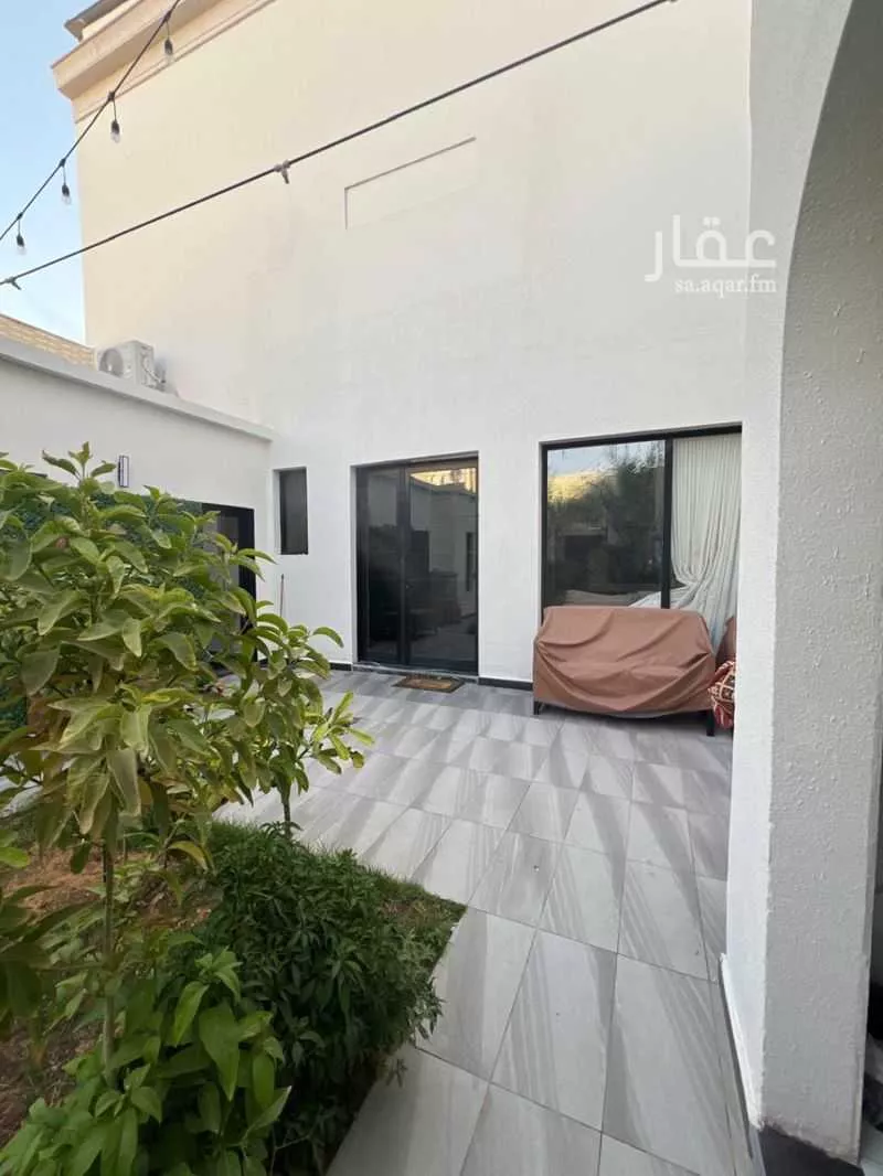 فيلا 5 غرف في الحمراء 3