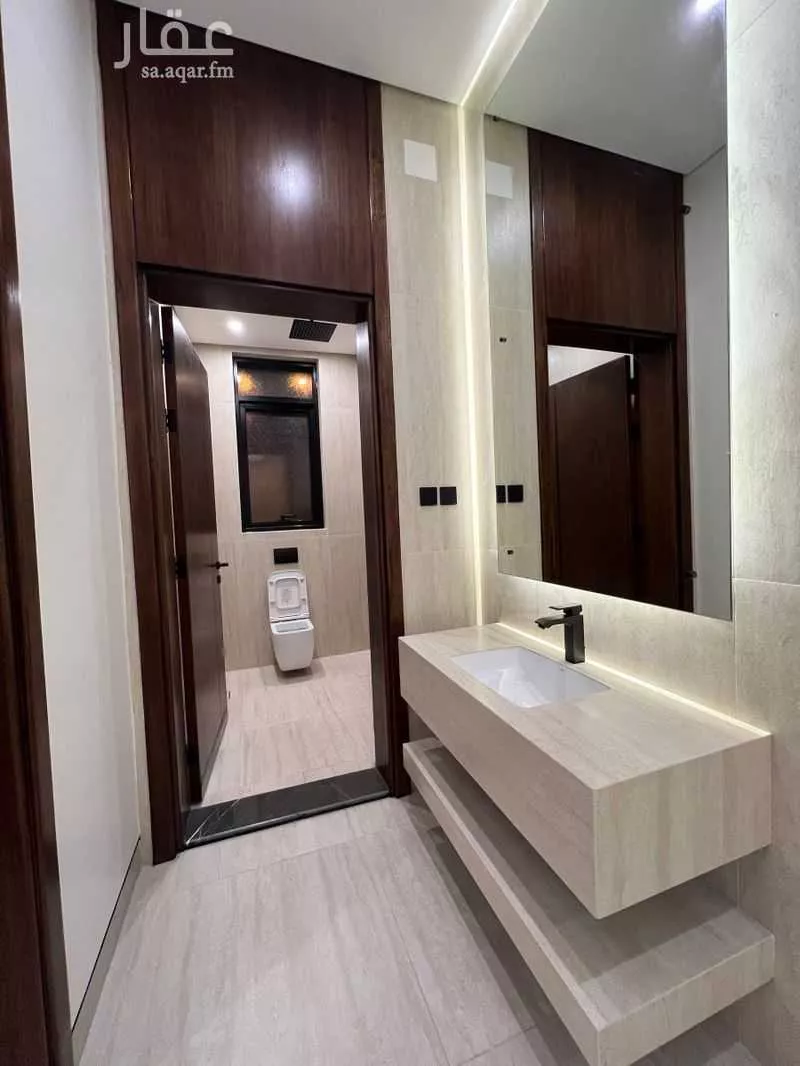 5 bedroom apartment in Al Duwaykhilah 5