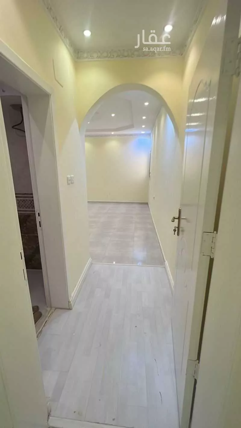 5 bedroom apartment in Al Rashidiyyah 1