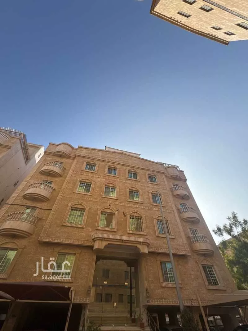 شقة 5 غرف في الروضة 5