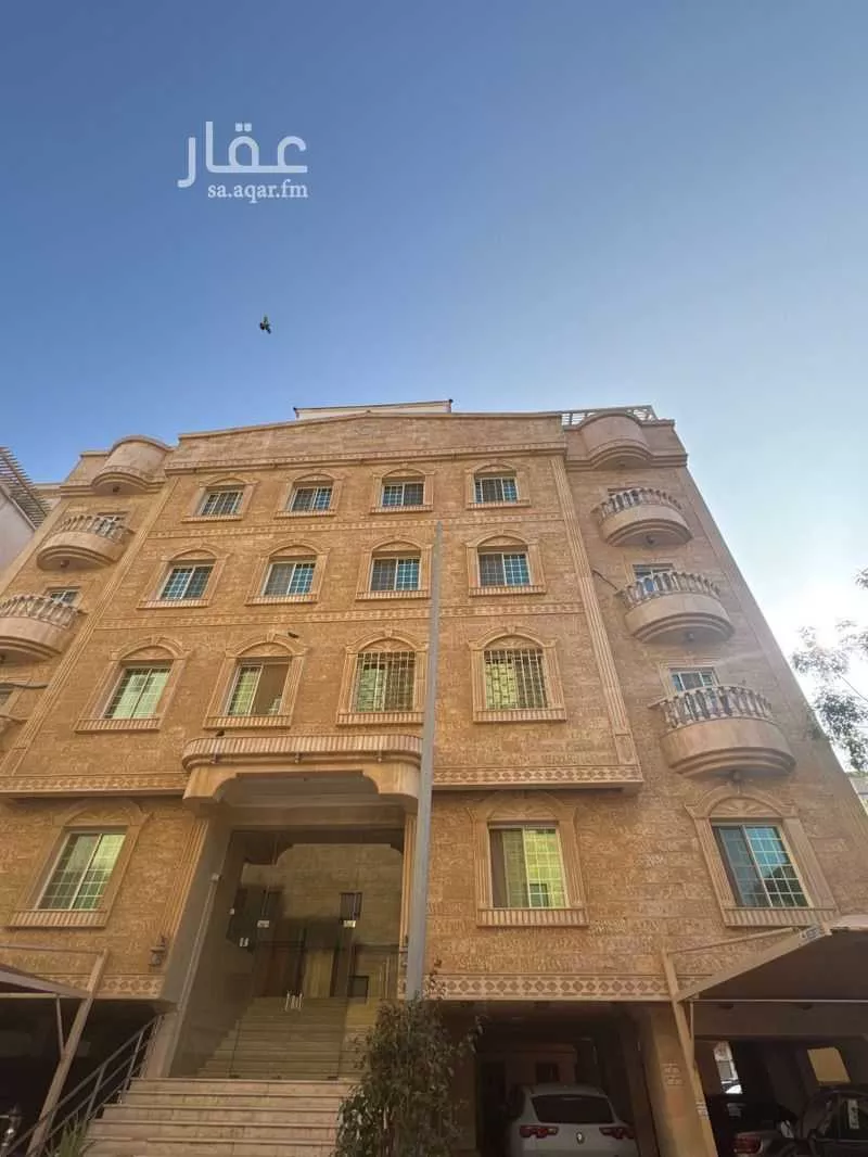 شقة 5 غرف في الروضة 2