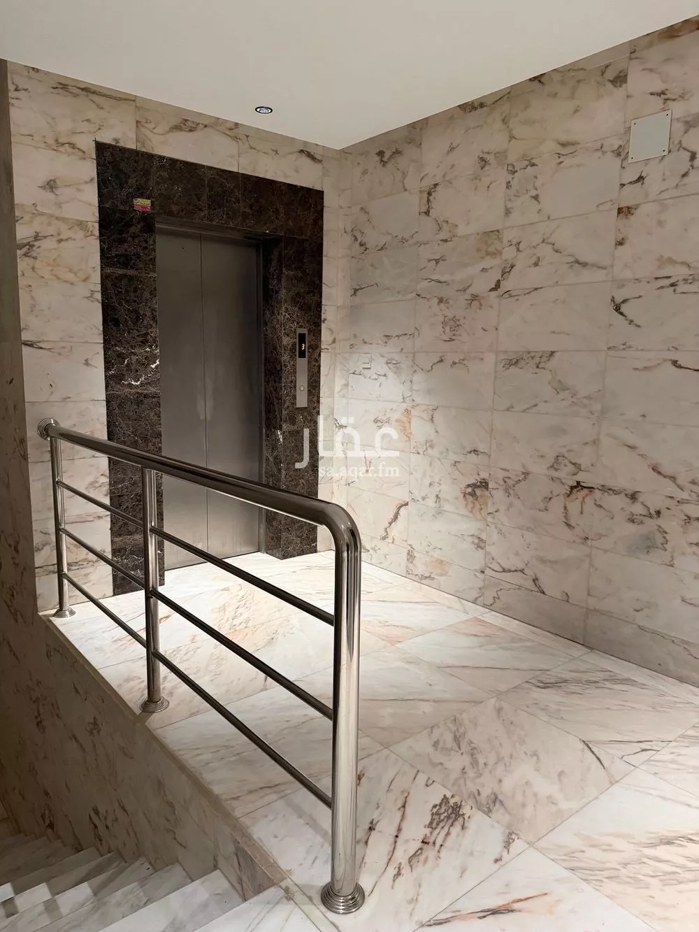 مكتب 900 م² في الملقا 4