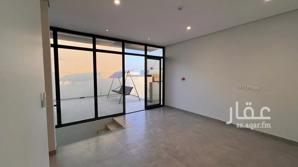 فيلا 7 غرف في المونسية 1