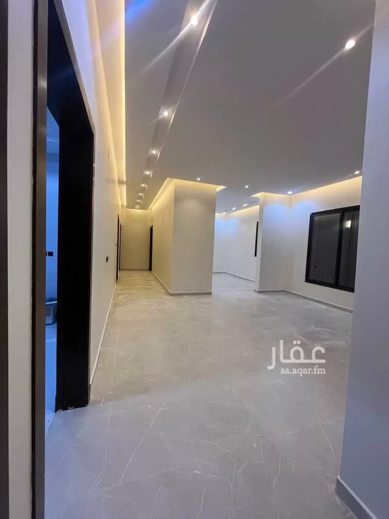 7 bedroom apartment in Al Haeer, Riyadh 3
