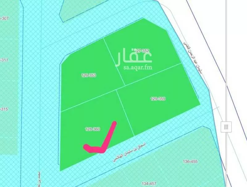 أرض 870 م² في الاسكان