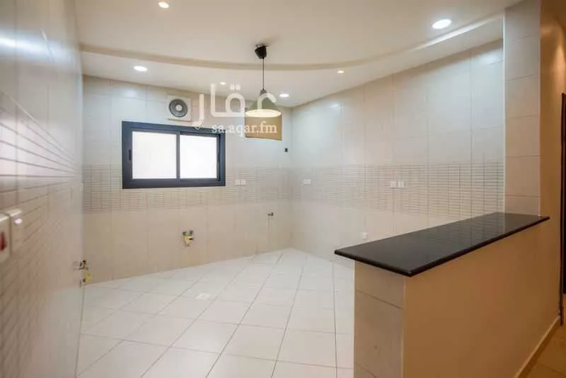 عمارة 690 م² في الواحة 2