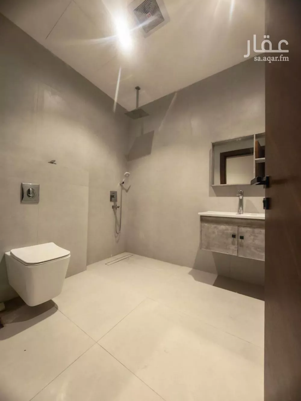 فيلا 4 غرف في النرجس 4