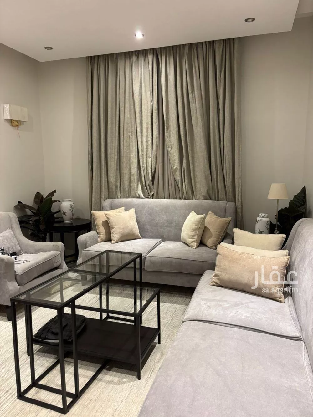 شقة 4 غرف في الملقا 2