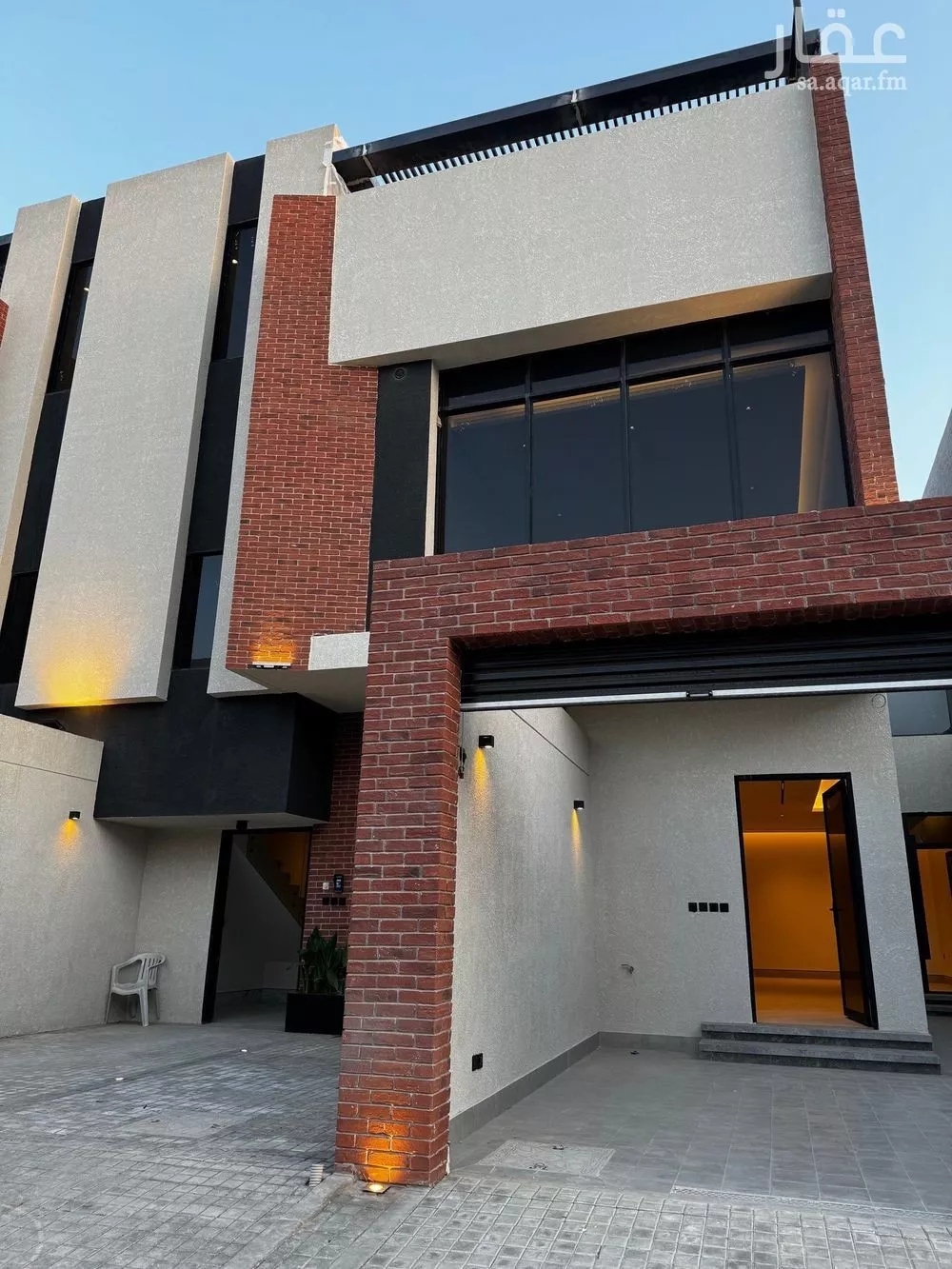 4 bedroom floor in Al Aridh 2