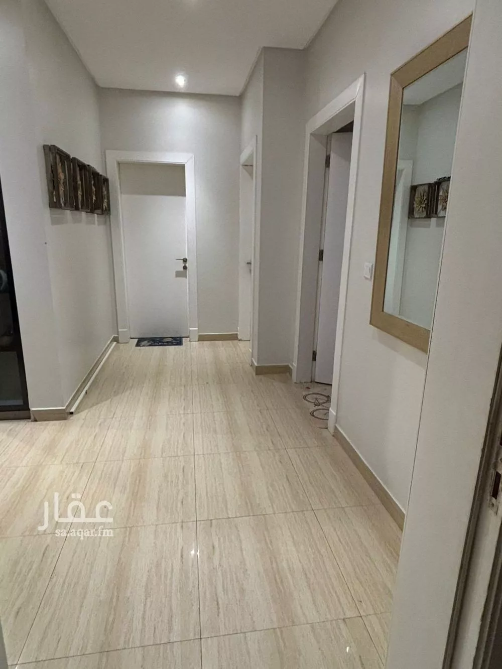 شقة 4 غرف في الملقا 3