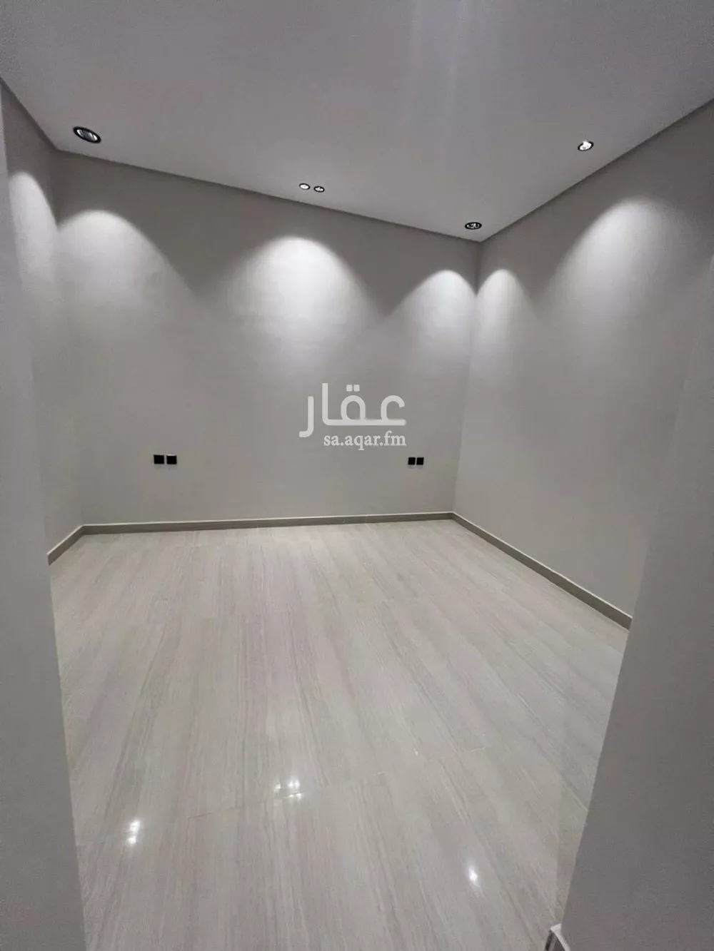 دور 6 غرف في السويدي 3