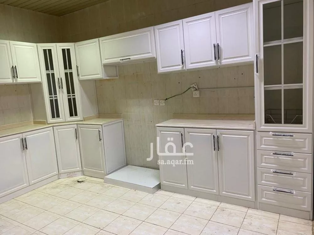 9 bedroom villa in Al Aridh 3