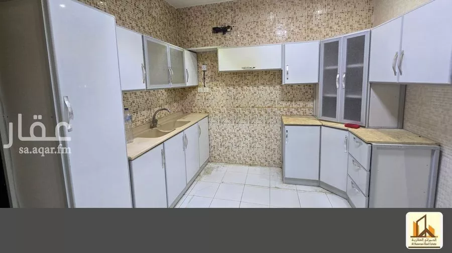 شقة 4 غرف في المروة 4