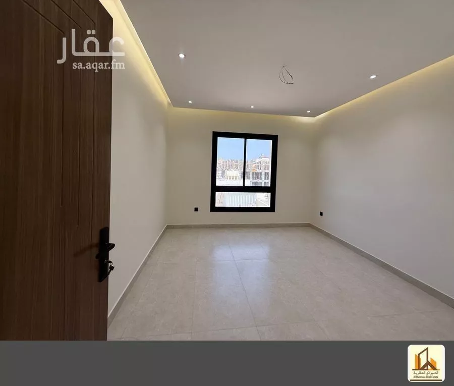 شقة 5 غرف في الصفا 4