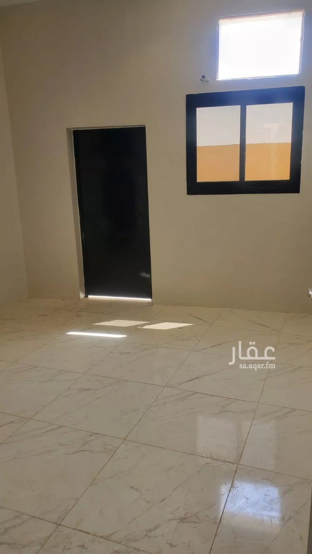 عمارة 164 م² في عتيقة 4