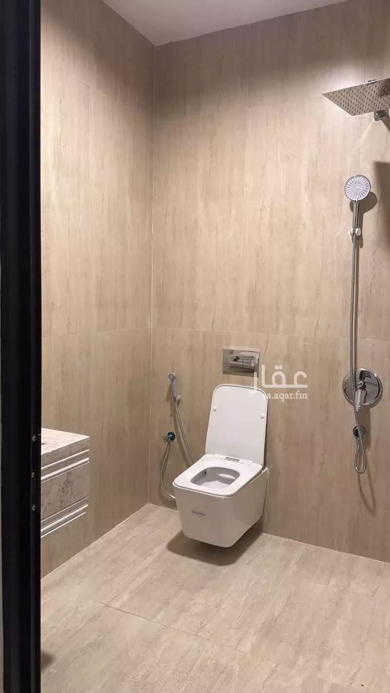 شقة 3 غرف في الحمرا 5