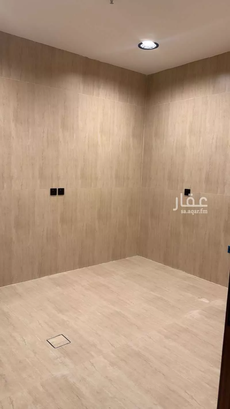 شقة 3 غرف في الحمرا 4