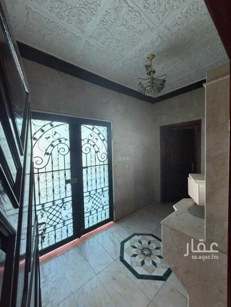 11 bedroom villa in Al Khalidiyyah, Riyadh 11