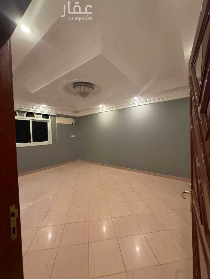 11 bedroom villa in Al Khalidiyyah, Riyadh 15
