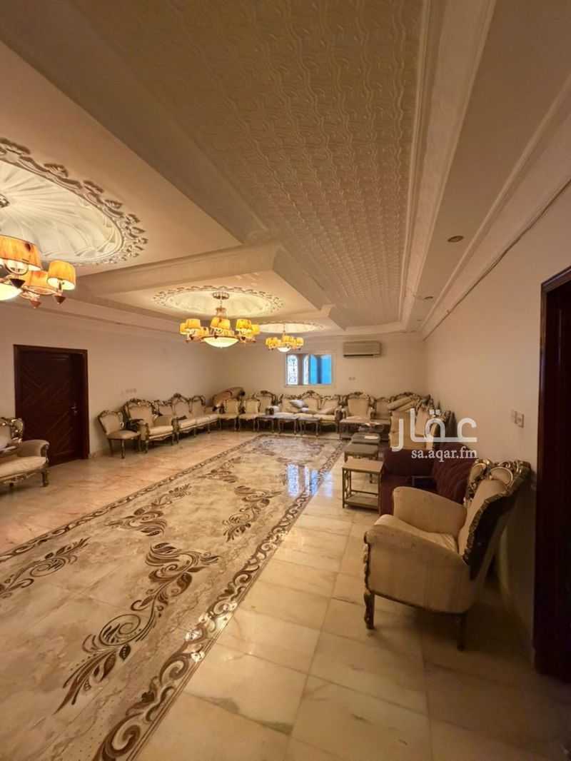11 bedroom villa in Al Khalidiyyah, Riyadh 18