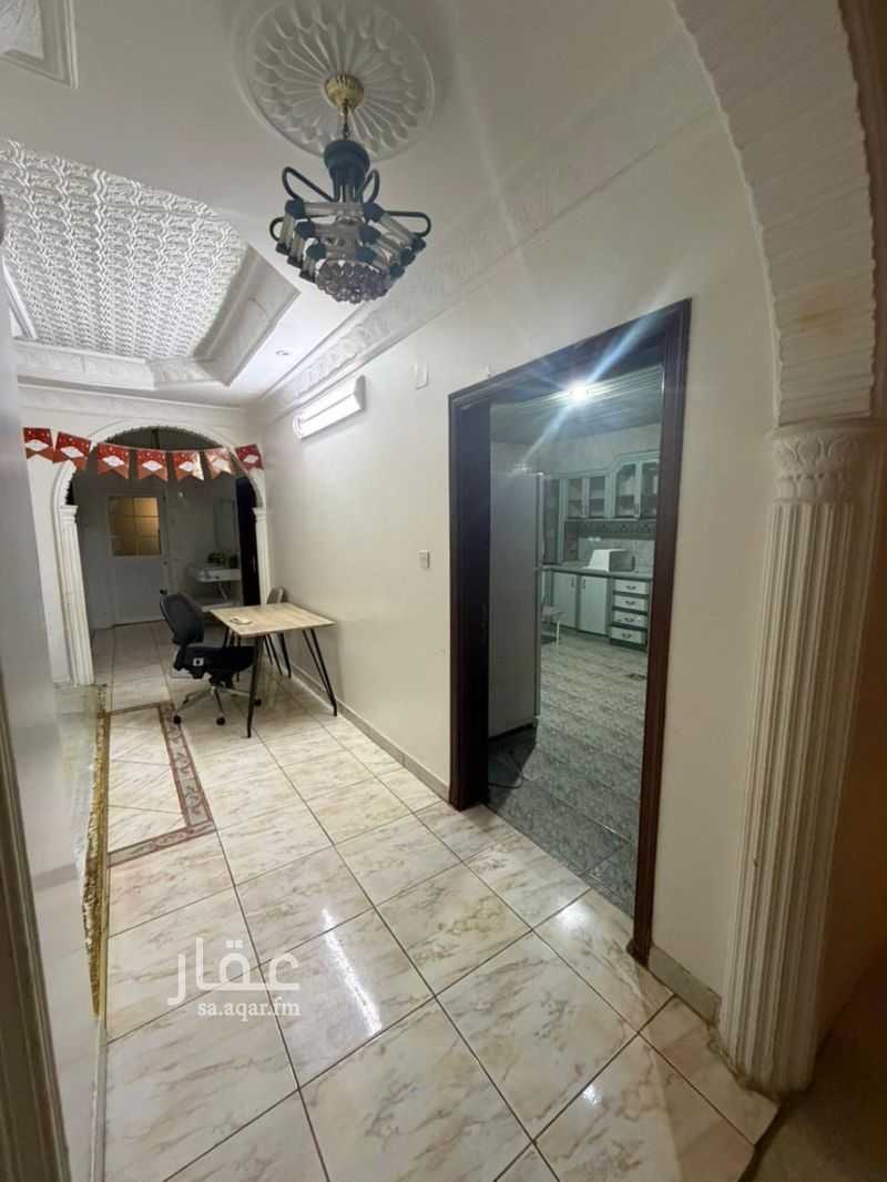 11 bedroom villa in Al Khalidiyyah, Riyadh 25