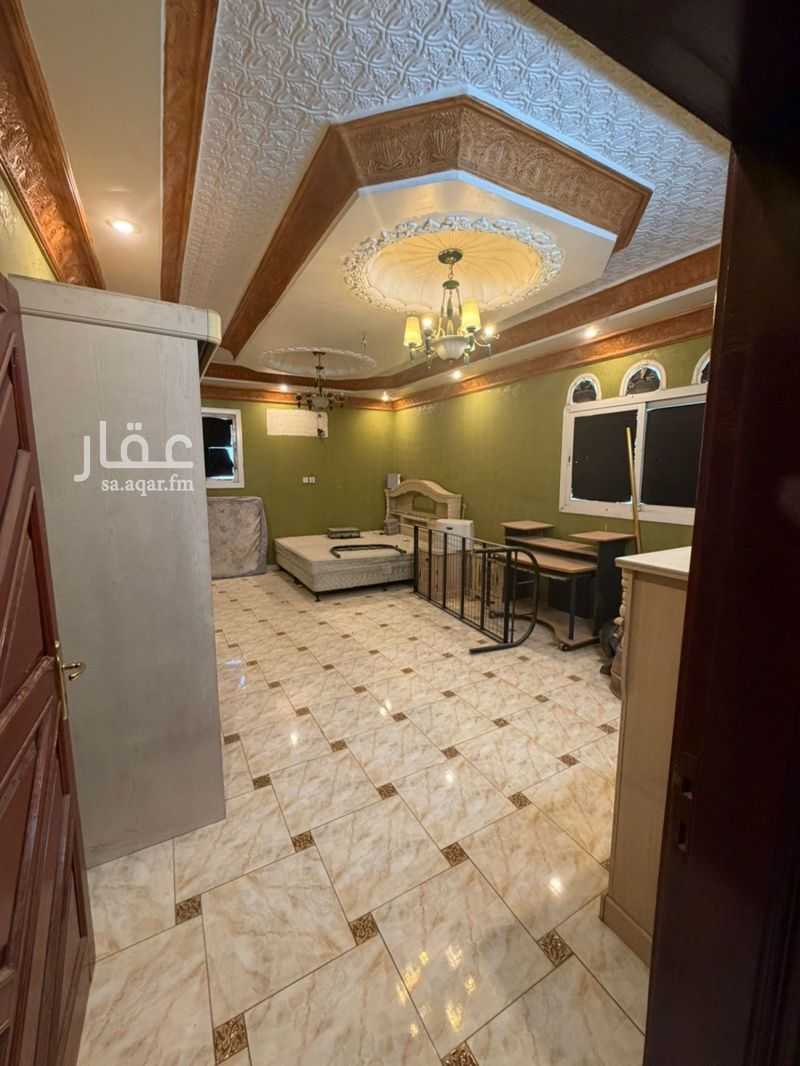 11 bedroom villa in Al Khalidiyyah, Riyadh 4