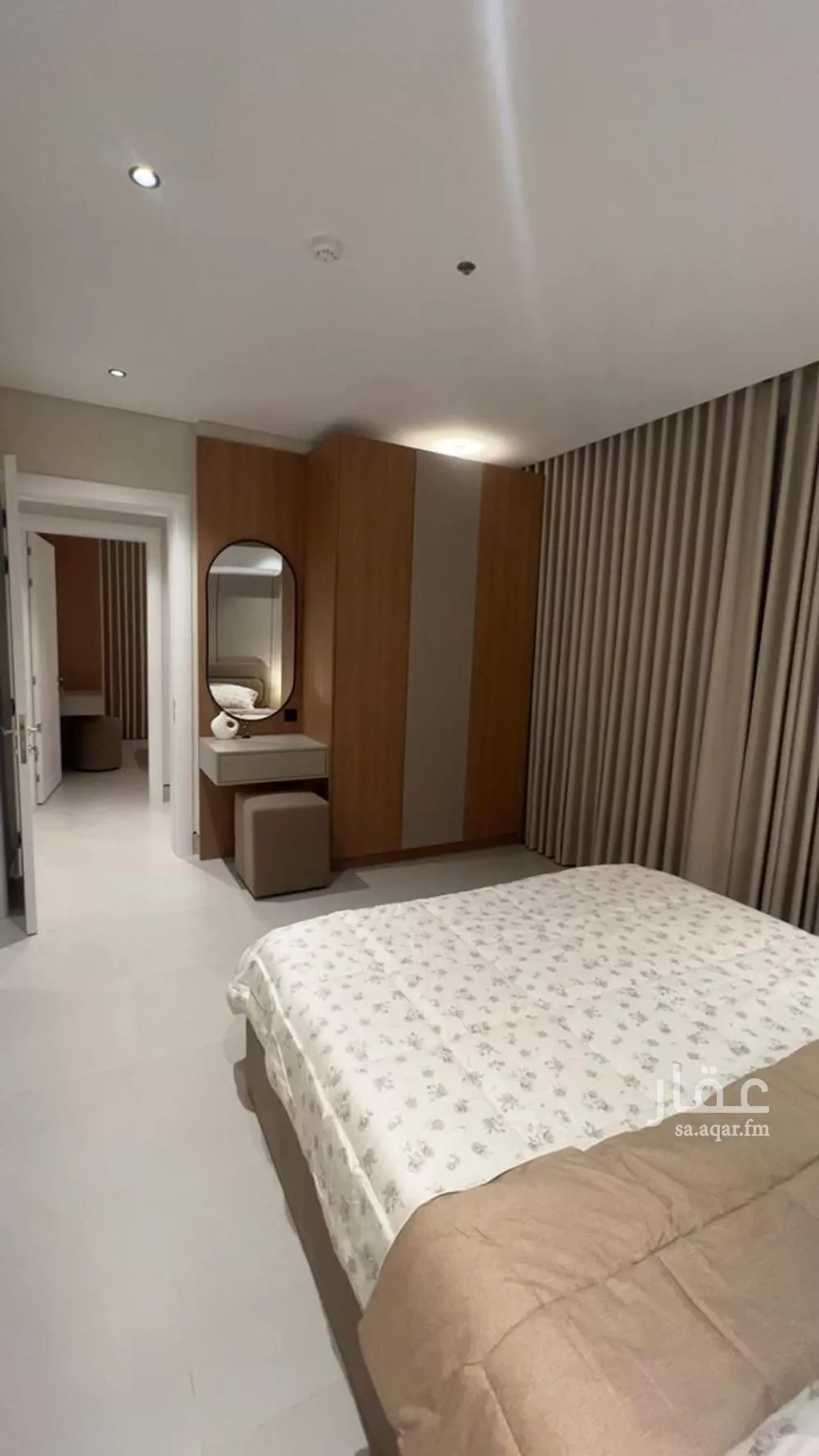 5 bedroom apartment in Al Qusur 5