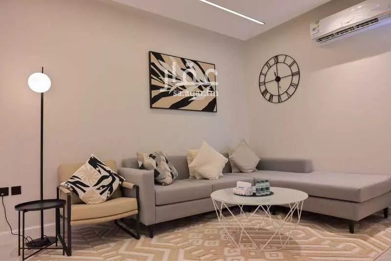 شقة 1 غرف في الملقا 2