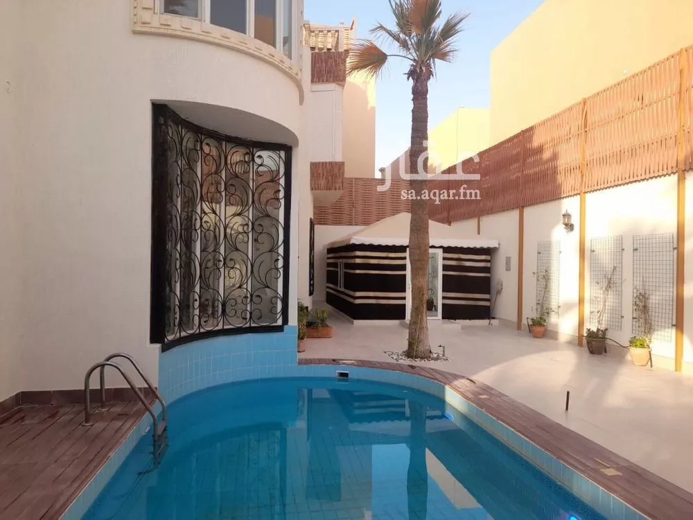 5 bedroom villa in Al Nakheel, Riyadh 6