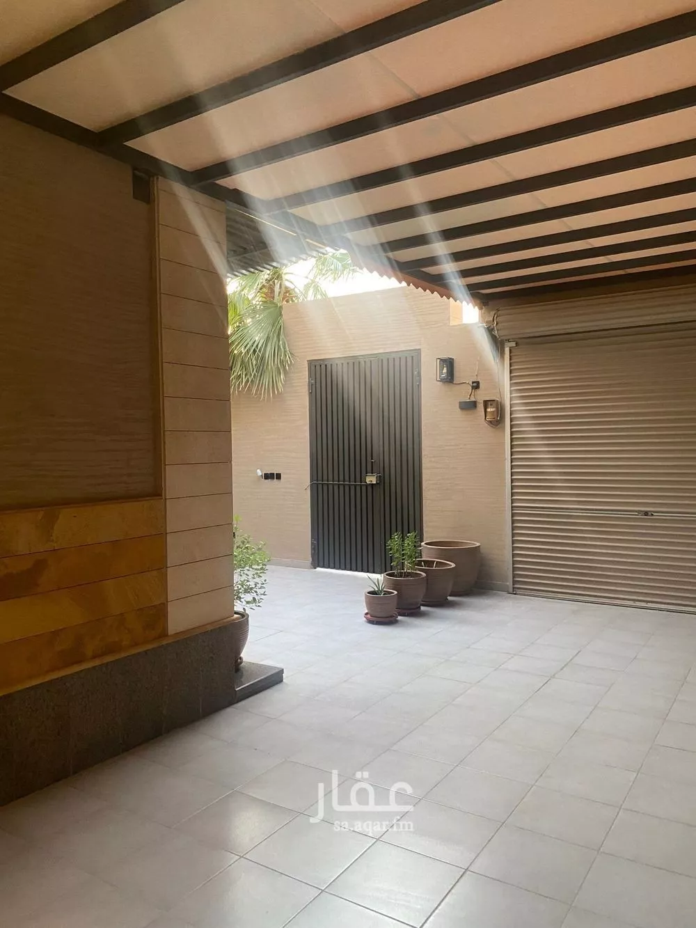 فيلا 5 غرف في الملقا 4