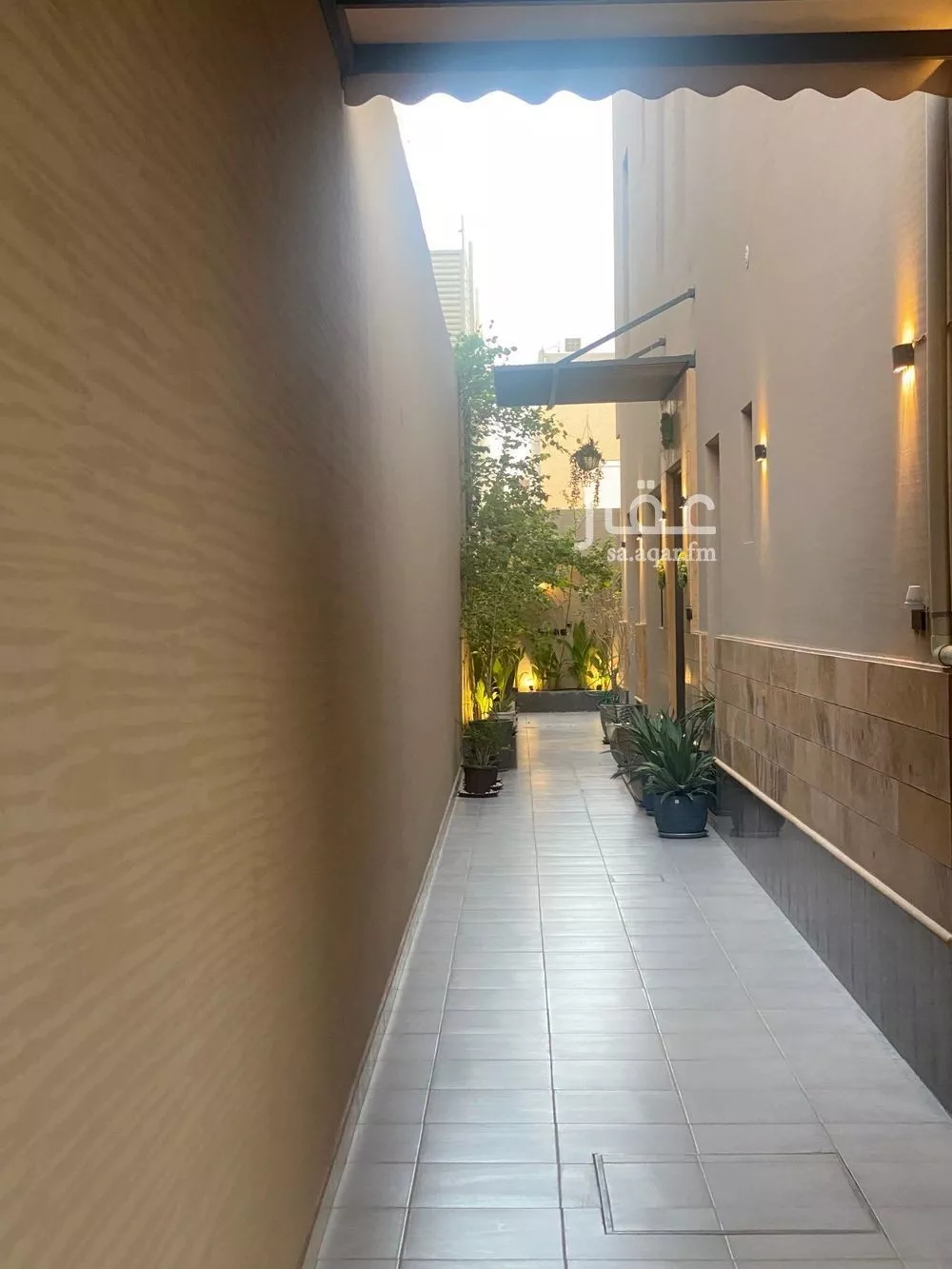 فيلا 5 غرف في الملقا 5