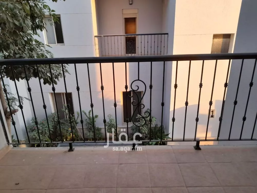 5 bedroom villa in Al Nakheel, Riyadh 16