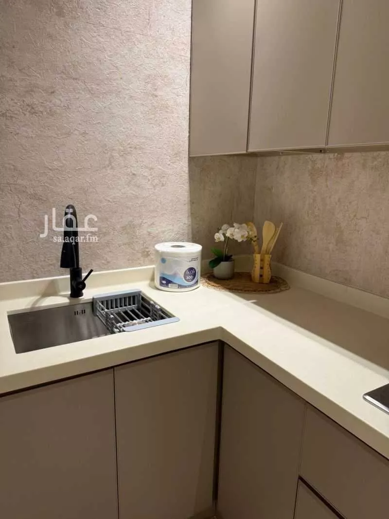 6 bedroom apartment in Al Zahra 5