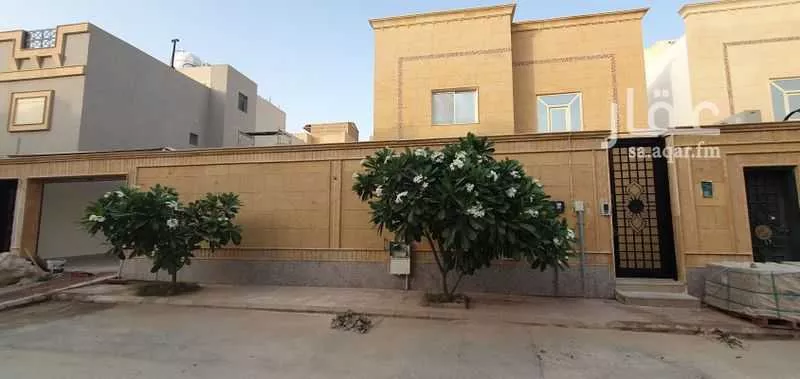 فيلا 5 غرف في الياسمين 1