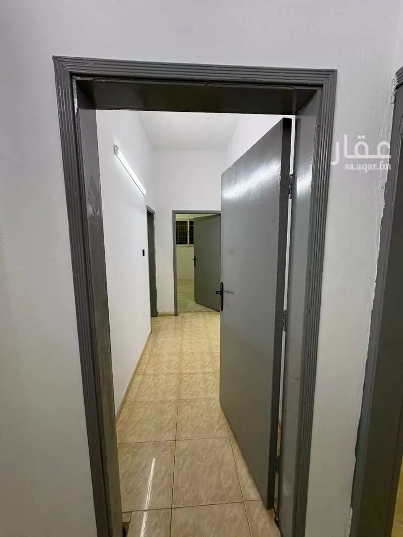 42 bedroom building in Al Fayha, Riyadh 8