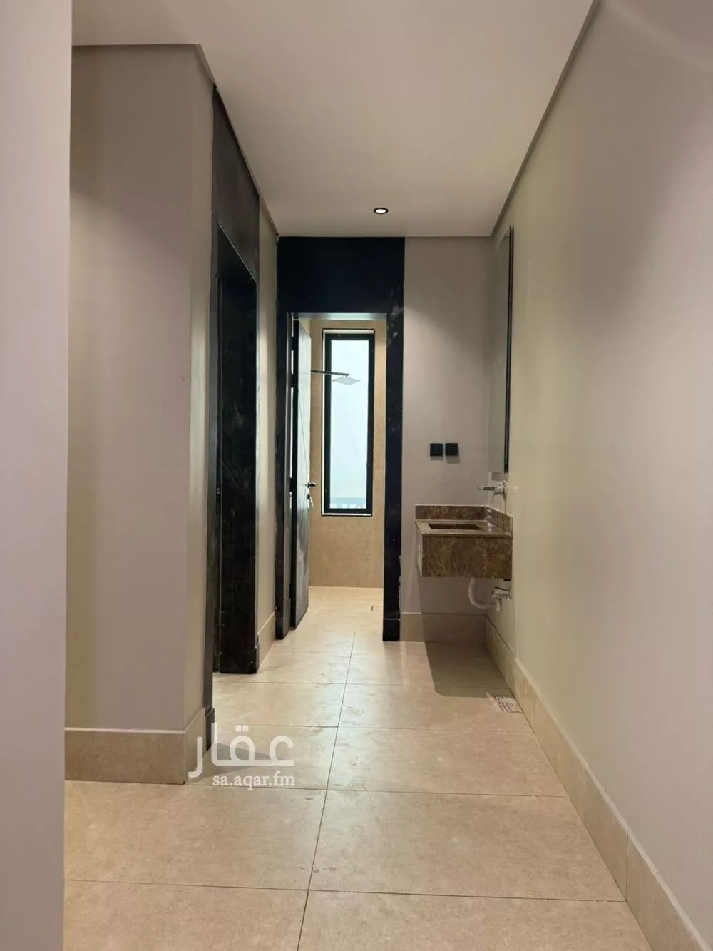 شقة 6 غرف في ضاحية الملك فهد 3