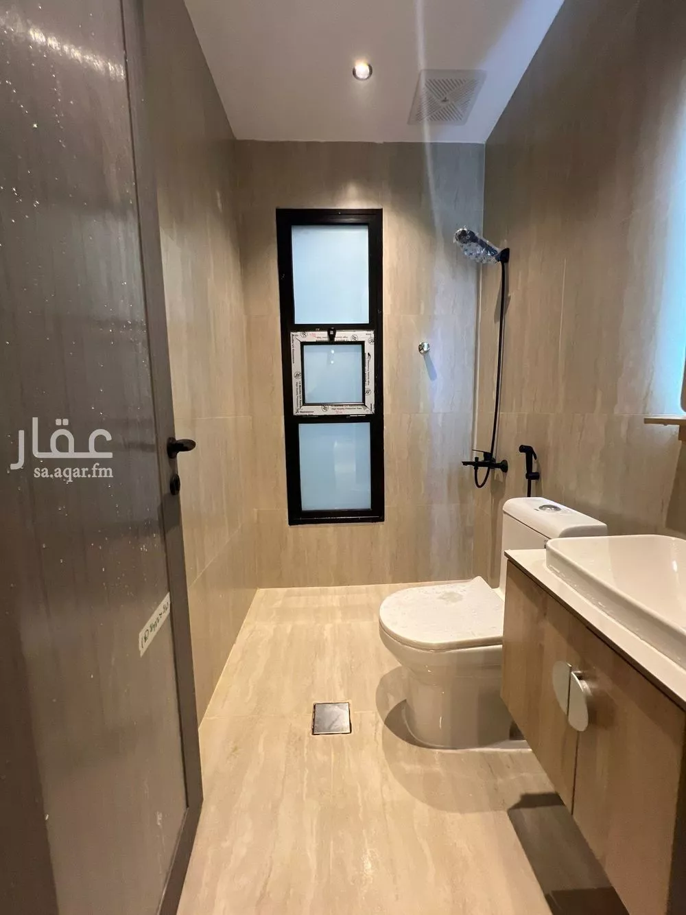 5 bedroom apartment in Al Basateen, Eastern Province 17
