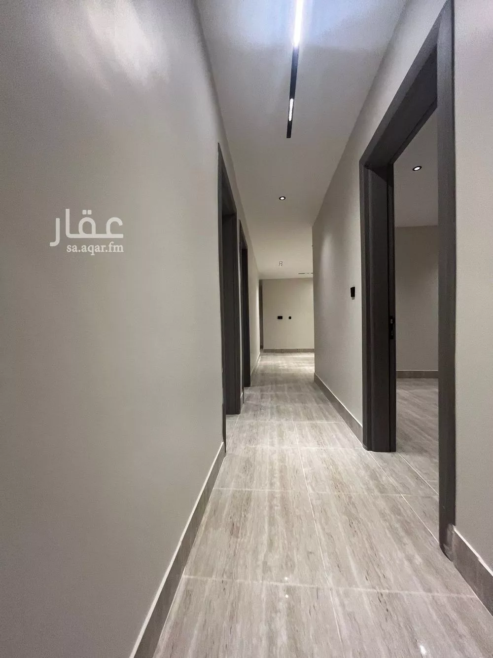 شقة 6 غرف في الندى 3