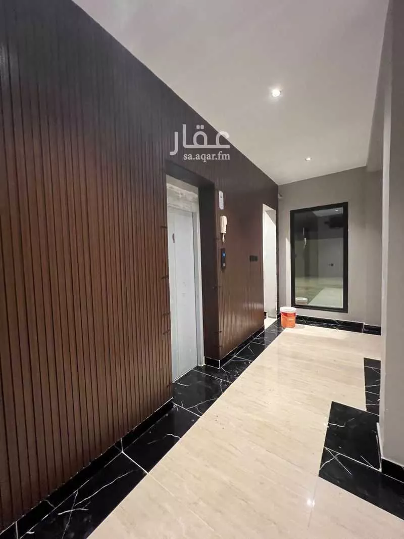 شقة 5 غرف في الحمرا 2