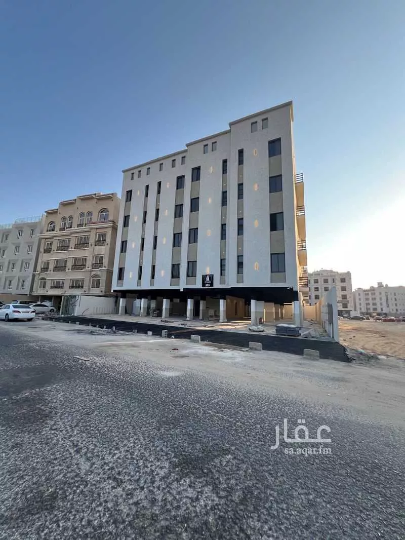 5 bedroom apartment in Al Hamra 1