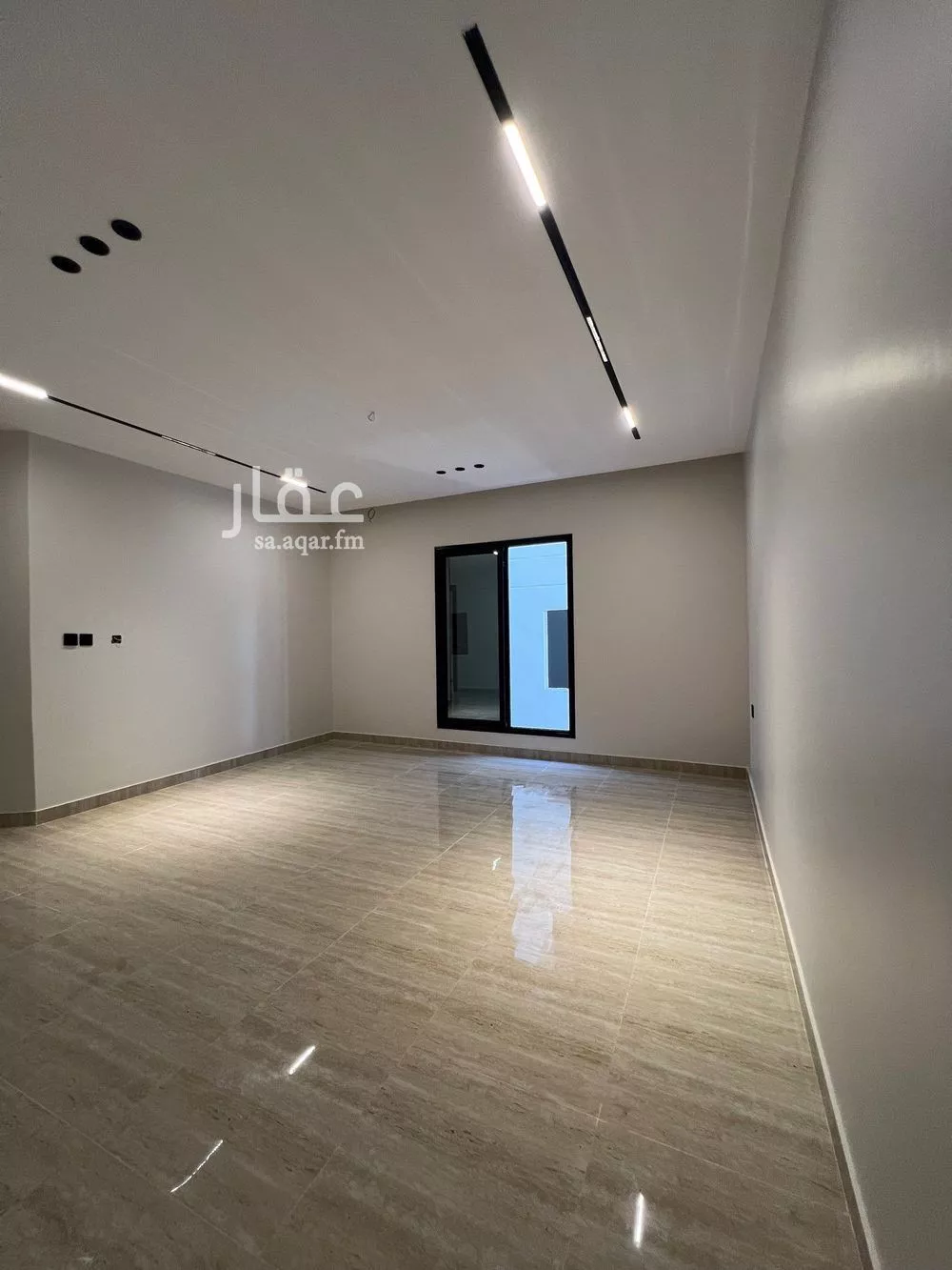 شقة 5 غرف في الندى 3