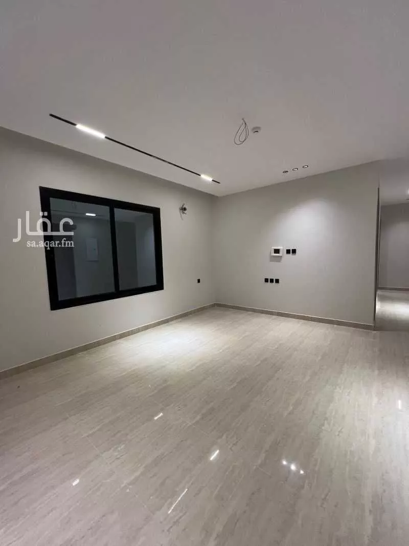 شقة 5 غرف في الحمرا 3