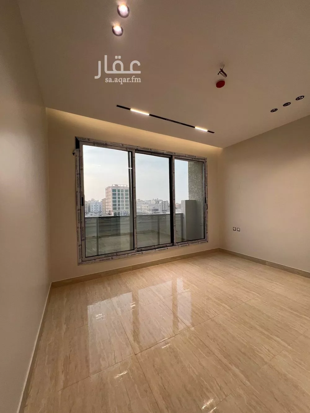 5 bedroom apartment in Al Basateen, Eastern Province 6