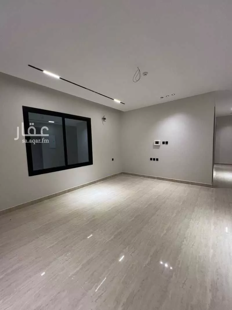 شقة 5 غرف في الحمرا 3