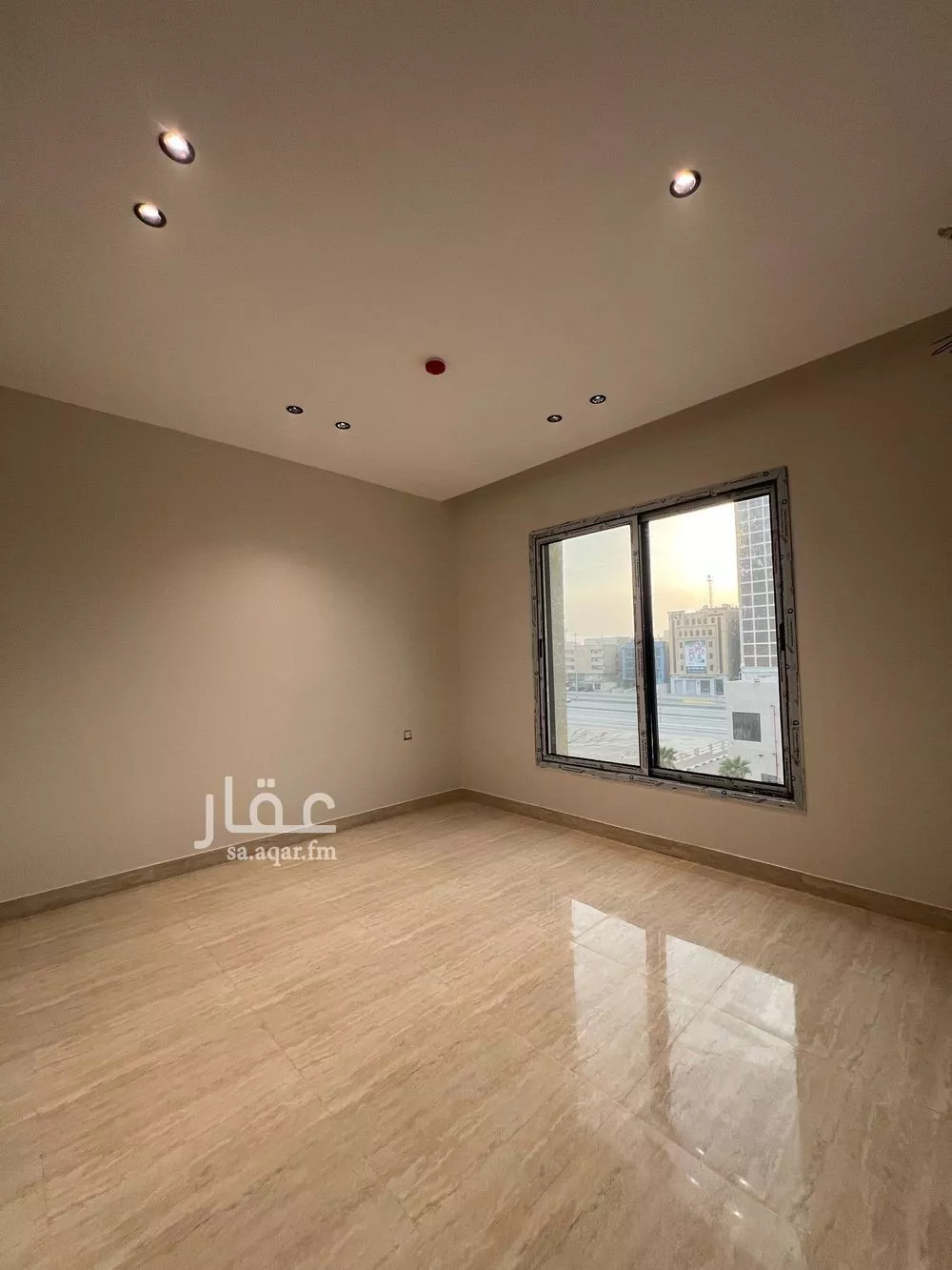 شقة 5 غرف في المنتزه 3