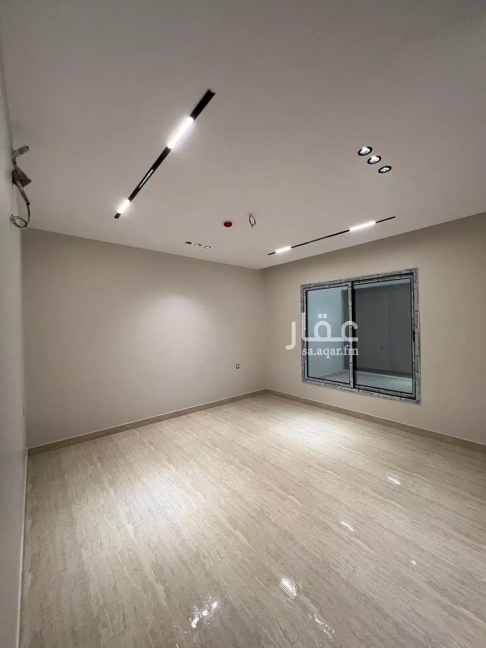 5 bedroom apartment in Al Basateen, Eastern Province 11